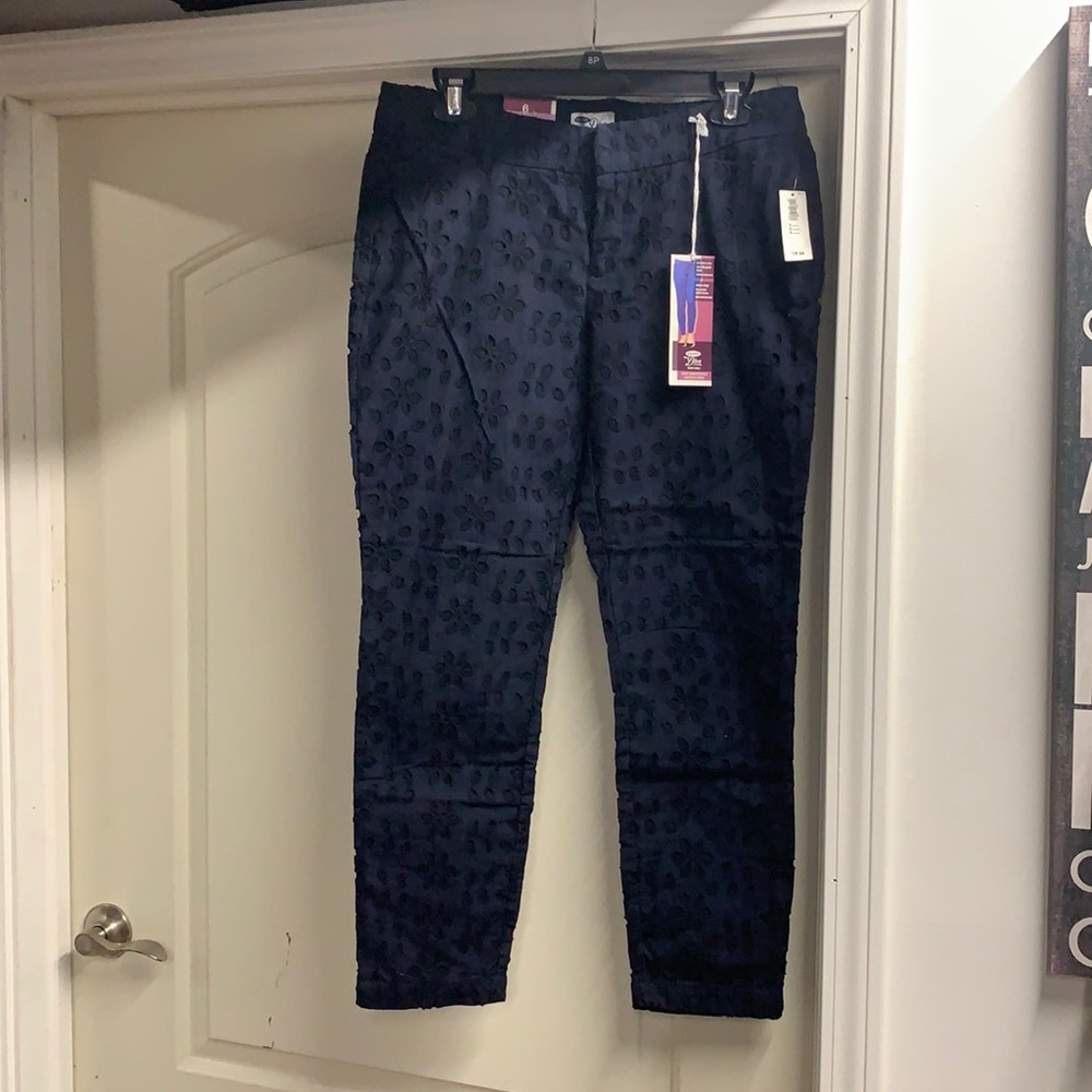 Old navy crop pants